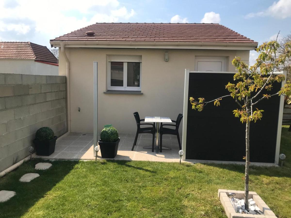 Maisonnette Independante Chartres Exterior foto
